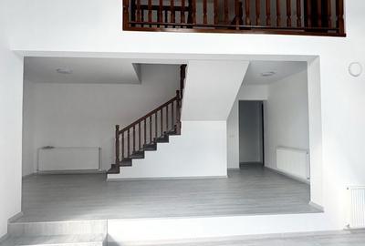Casă cu 4 camere în Central - 5