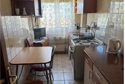 Apartament cu 2 camere semidecomandat în CFR - 11