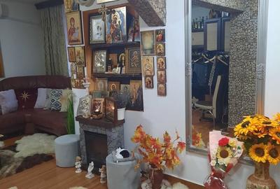 Apartament cu 3 camere semidecomandat în Central - 11