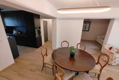 Apartament cu 4 camere decomandat, mobilat în Traian - 2
