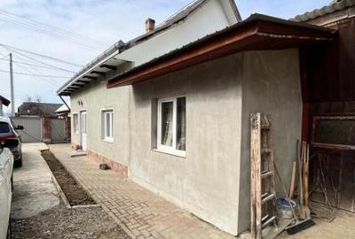 Casa la rosu, 300 mp, 31 ari de teren, Maneuti-Fratautii Vec - 5