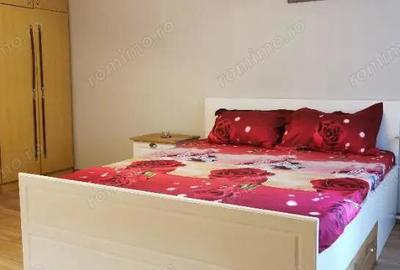 Apartament cu 3 camere decomandat în Dristor