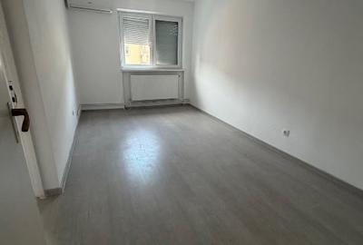 Apartament de vânzare - 11