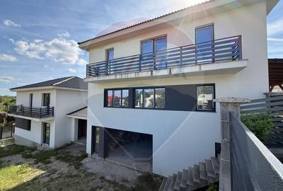 Casă individuală cu 5 camere cu Teren 343 Mp în Central - 2
