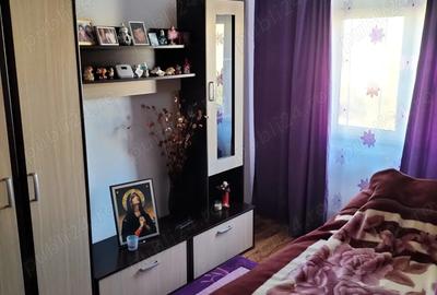 Vand apartament 2 camere - 1