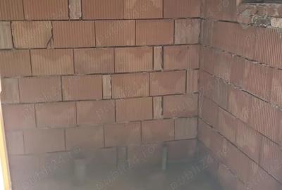 Apartament la casa parter+etaj+ curte in Episcopia Oradea - 6