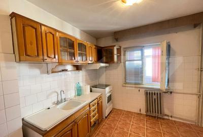 Apartament 2 camere decomandat,54mp,etaj 3,zona Sarari - 3