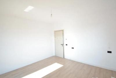 Casă cu 4 camere cu Canalizare în Central - 9