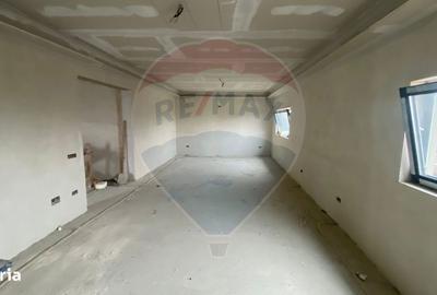 Casă cu 4 camere cu Teren 800 Mp în Nucet - 7