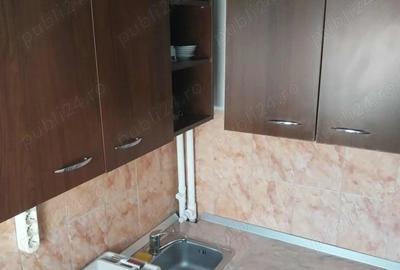 Inchiriez garsoniera zona Confec?ii, in spatele faculta?ii, aproape de sta?ia de tramvai, magazinul - 2