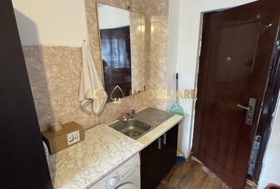 Garsonieră decomandată, mobilată în 1 Decembrie 1918 - 3