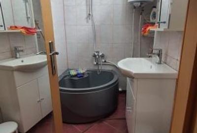 Dristor - garsonieră renovata, boiler, AC, 7 min metrou Dristor - 3