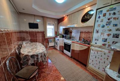 Apartament cu 3 camere decomandat în Ampoi 2 - 10