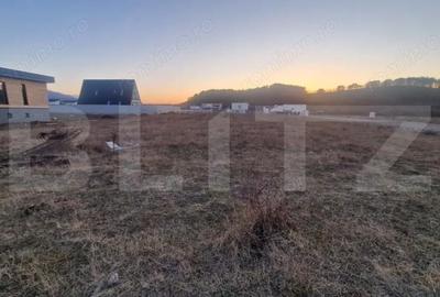 Teren de 760 mp, în Hărman - 1