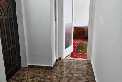 Apartament cu 3 camere semidecomandat în Grivița - 4