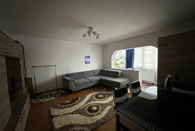 Apartament cu 2 camere decomandat în Steaua - 3