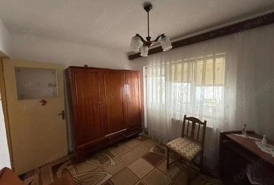 Apartament cu 3 camere decomandat, mobilat în Central - 16