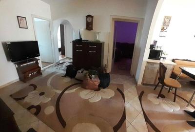 Apartament cu 3 camere decomandat în Orizont - 3