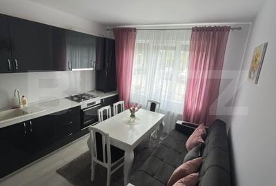 Garsoniera spatioasa zarnesti , stare impecabila . - 2