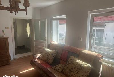 Casă cu 4 camere cu Teren 1144 Mp în Glodeni - 3