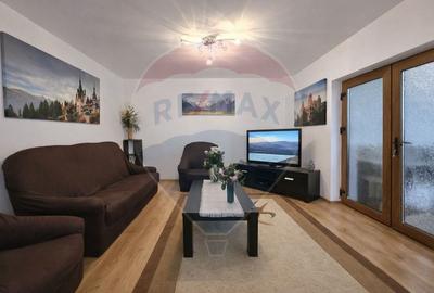 Casă cu 5 camere cu Teren 390 Mp în Lumina - 4