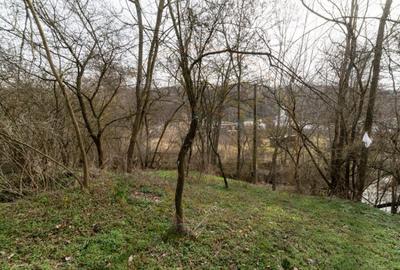 Teren de vanzare 1221 mp in Budeasa Mica, zona lini? - 2