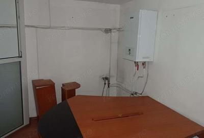 Spațiu comercial, de 140 mp, în Central - 15