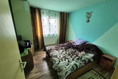 Apartament cu 4 camere decomandat în Central - 1