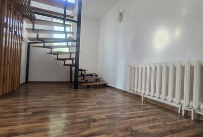 Casă cu 6 camere în Central