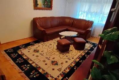 Ofer spre inchiriere apartament cu 3 camere situat in Zona Obcini Ofer spre inchiriere apartament cu 3 camere situat in Zona Obcini - 1