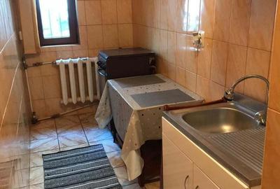 Garsonieră decomandată în Colentina