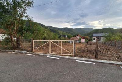 Teren de 569 mp, în Căciulata - 2