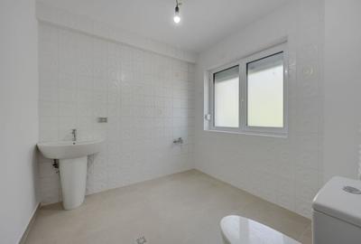 Casă individuală cu 7 camere cu Canalizare în Băneasa - 13