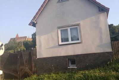 Casă cu Teren 1000 Mp în Pelișor - 9