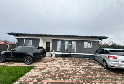 Casă cu 4 camere cu Teren 720 Mp în Satu Nou de Sus - 15