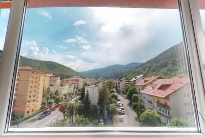 Apartament cu 4 camere decomandat în Răcădău - 9