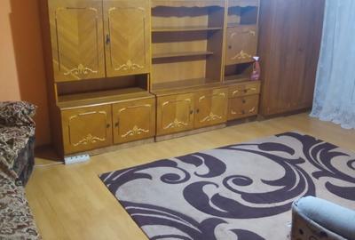 Apartament cu 2 camere decomandat în Tichilești - 1