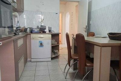 Apartament cu 3 camere decomandat în Central - 2