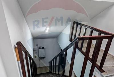Casă cu 4 camere cu Teren 50 Mp în Blumăna - 10