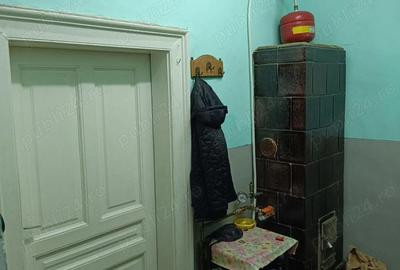 Casă cu 2 camere cu Teren 80 Mp în Decebal - 8