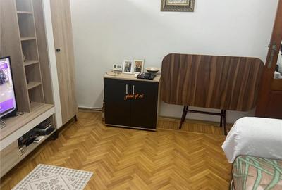 Apartament 3 camere , zona cartier Sud ,et 2/4 , decomandat - 7