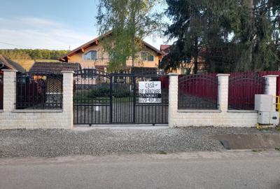 Casă cu 4 camere în Bărdești - 6