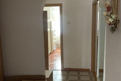 Apartament cu 3 camere în Central - 2