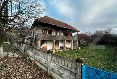 Casă cu 3 camere cu Teren 2792 Mp în Central - 3