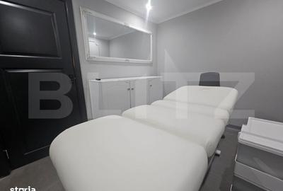 Spațiu comercial, de 130 mp, în Central - 8
