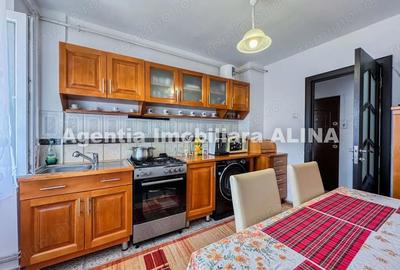 Apartament cu 2 camere decomandat în Decebal - 16