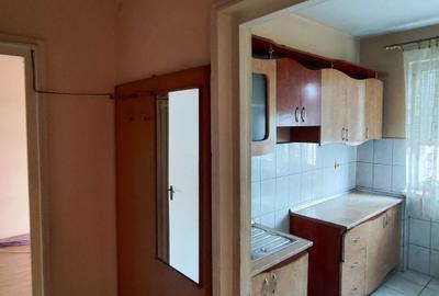 Apartament cu 3 camere semidecomandat în Rogerius - 1
