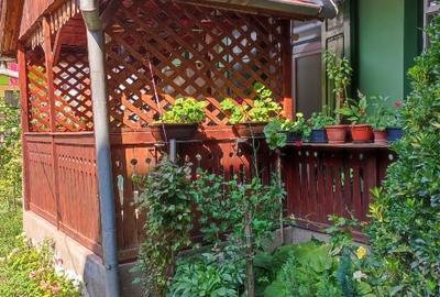 Vând apartament 2 camere, central, curte comună - 3