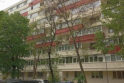 Apartament cu 2 camere semidecomandat în Berceni