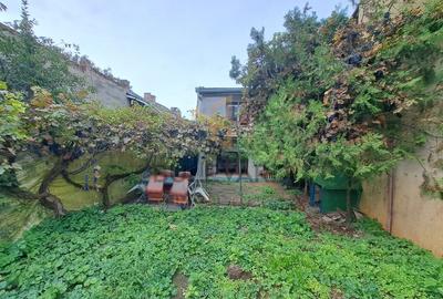 Casa 3 dormitoare, curte 60mp, parcare, langa UMF! - 1